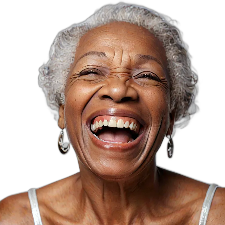 人間 喜び 目を輝かせて笑うシニアアフリカ系アメリカ人女性 透過 PNG 画像 フリー素材 #36922